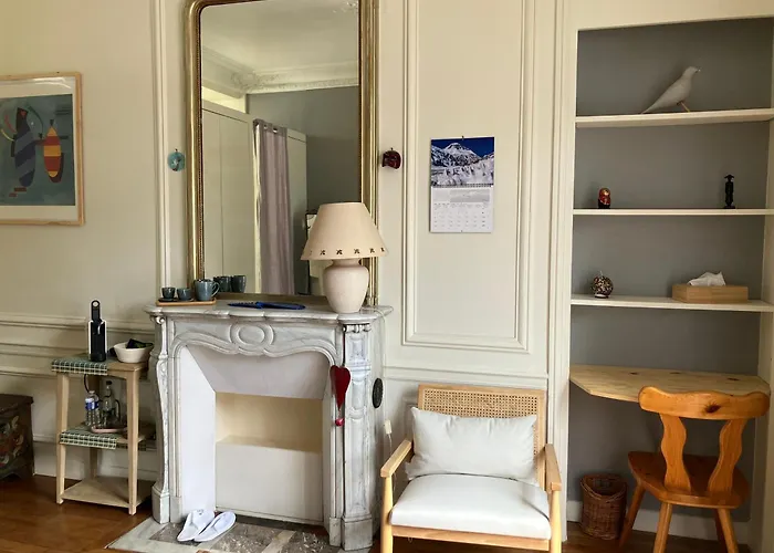 Capitale Saint Lazare Париж